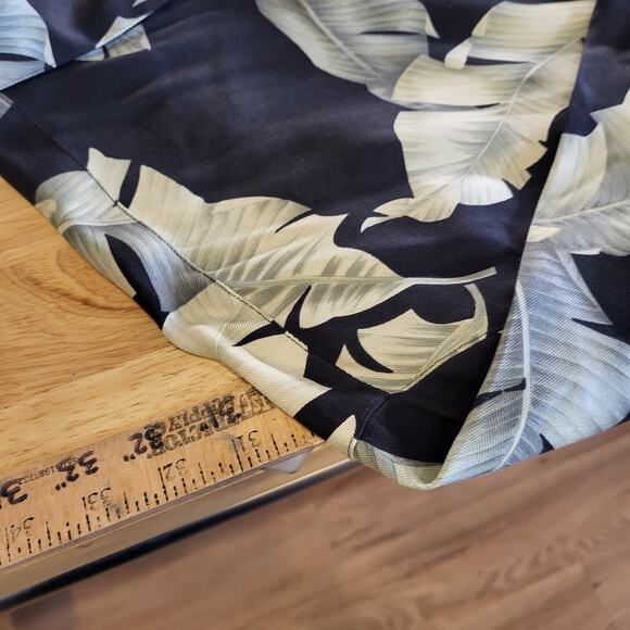 Tommy Bahama XXXL 100% Silk Black Green Botanical Print Collared Button Down - Picture 6 of 11